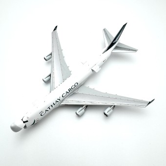 Cathay Pacific Boeing 747-400F Reg: B-LID Interactive YY74423D YY Wings 1:400