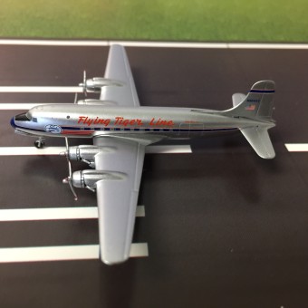 Flying tiger Line DC-4 Reg# N90433 Aeroclassics Scale 1:400 