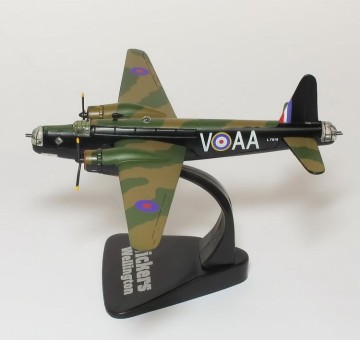 Vickers Wellington 1/144 GIANTS of the SKY Collection Atlas