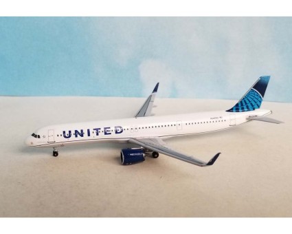 United Airlines Airbus A321Neo New Color Reg: NI4502 AC411207 Aero Classics 1:400