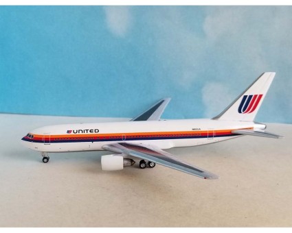 United Airlines Boeing B767-200 Reg: N602UA AC411378 Aero Classics 1:400