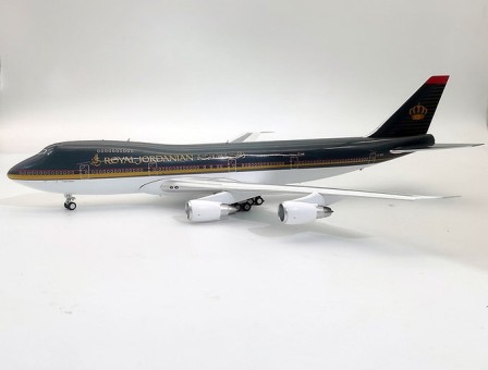 Royal Jordanian Boeing 747-200 JY-AFS With Stand InFlight IF742RJ0123 Scale 1:200 