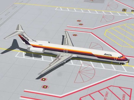 Aircal MD-82