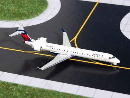ASA/DELTA Connection CRJ900