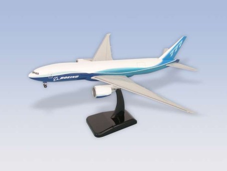 Boeing 777-200F W/GEAR New Livery HG3725G