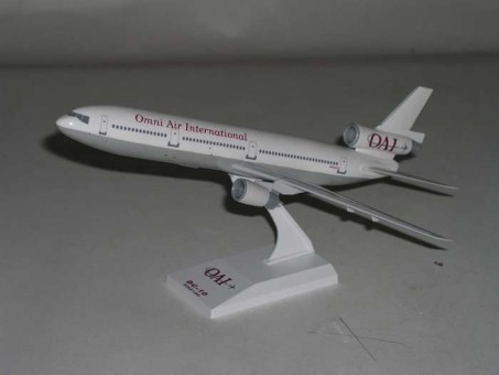 Omni Air DC-10