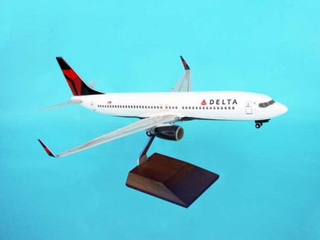 Delta 737-800W W/GEAR & Wood Stand NC Scale 1:100 SKR8206