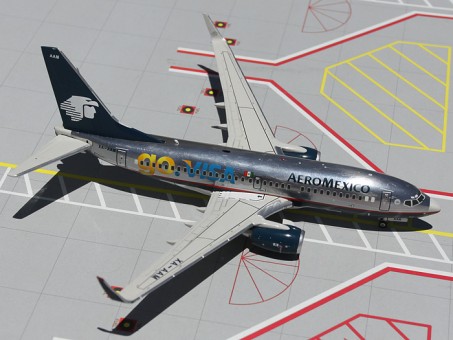 Aeromexico Boeing B737-700 Visa Livery 1:200 Scale