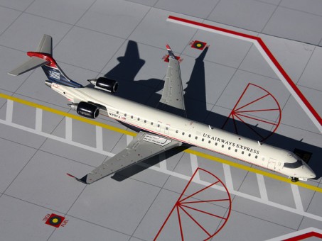 us airways express crj  bombardier model gemini 200