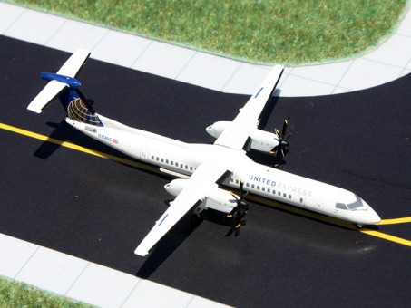 United Express Bombardier Dash 8Q-400 GeminiJets Scale 1:400