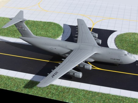 United States Air Force Lockheed C-5 Galaxy Travis AFB Scale 1:400