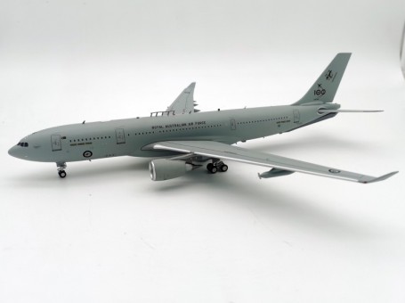 RAAF Australian Air Force’s tail KC-30A (A330-203MRTT) A39-002 Australia Air Force Airbus with stand by Inflight IFMRTTRAAF002 scale 1:200