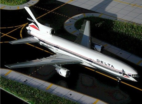 Rare Delta  Airlines L-1011-385 Tristar 1  1:400