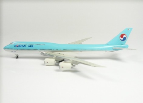 Korean 747-8 With Gear & Stand Straight Wings