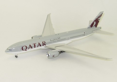 Qatar Airways B777-200LR Reg#A7-BBF Phoenix Models  Scale 1:200 