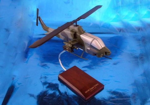 AH-1W Super Cobra Usmc