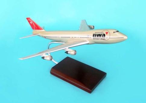 Northwest 747-200 New Livery