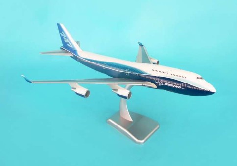 Hogan Boeing 747-400 W/GEAR New Livery die-cast model ezToys