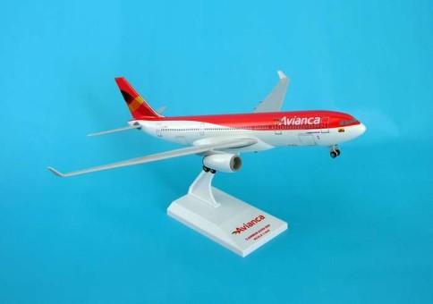 Avianca A330-200 W/GEAR