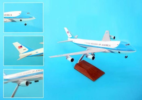 Air Force One VC25 W/GEAR & Wood Stand