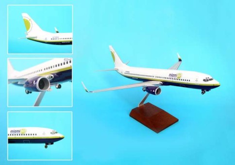 Miami Air 737-800 W/WOOD Stand & Gear