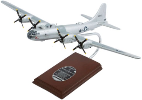 B-29 USA WWII Wooden or Resin Desktop Model A3272 1:72