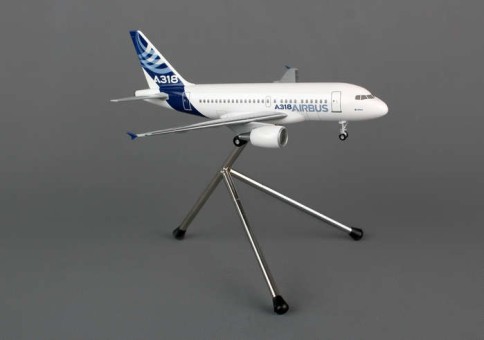 Airbus House A318 W/Gear and stand Hogan HG3152G 1:200