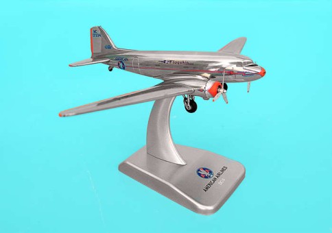 American Airlines DC-3 N17334 1/200 Hogan