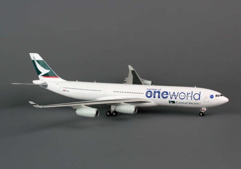 Cathay Pacific A340-300 One World 