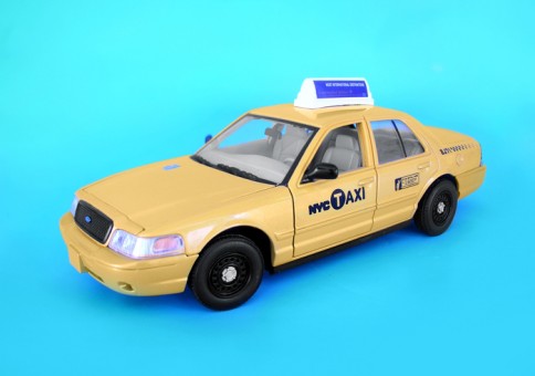 NYC Vehicles NYC Taxi Ford Crown Victoria NY73337 1:24 