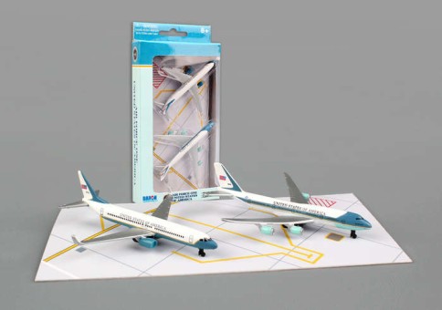 Air Force One 8-cm Two Plane Set RT5740 
