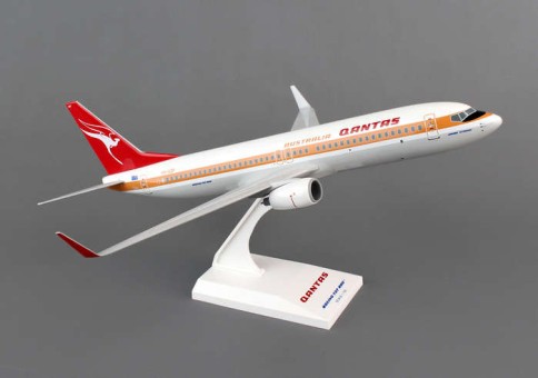 Qantas 737-800 Retro Livery Skymark SKR819 Scale 1:130 ezToys