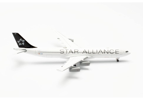 Lufthansa Airbus A330-300 Star HE536851 Herpa Wings Scale 1:500