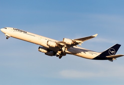 Lufthansa Airbus A340-600 D-AIHF Phoenix Die-Cast 04484 Scale 1:400