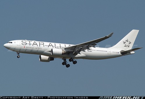 AUSTRIAN A330-200 OE-LAO (STAR ALLIANCE)    1:400 JCWings