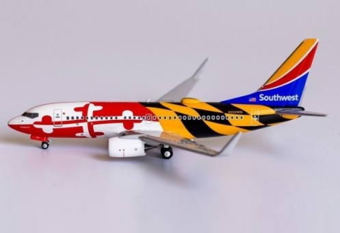 Southwest Maryland One Boeing 737-800W N214WN new Heart One tail livery NG Models 77007 scale 1:400