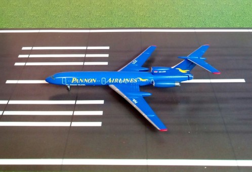 Pannom Airlines TU-154 Tupolev HA-LCX Phoenix 10092 scale 1:400 