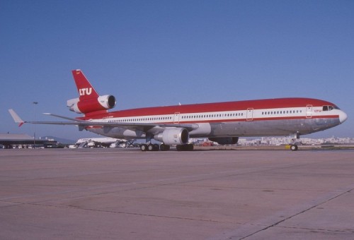LTU Polish McDonnell Douglas MD-11 D-AERW Phoenix 11874 Scale 1:400