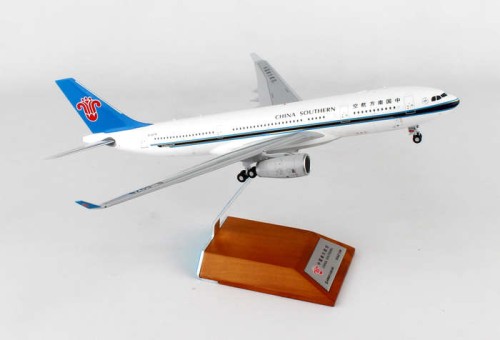 Highly detailed JC Wings die-cast model China Southern 中国南方