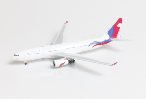 Nepal Airlines Airbus A330-200 Reg.# 9N-ALY Phoenix 11485 Scale 1:400