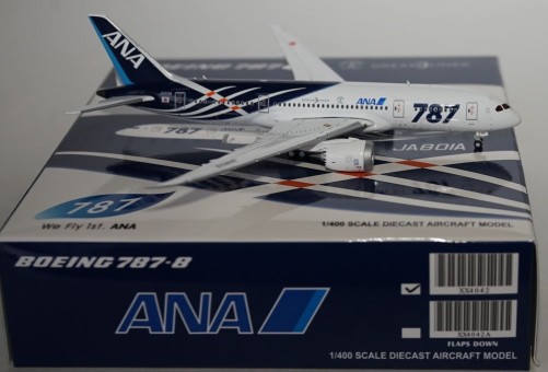 ANA All Nippon Boeing 787-8 Special Dremliner Livery Reg# JA802A Flaps Down JC Wings JC4ANA043A Scale 1:400
