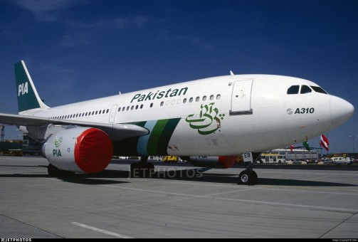 Pakistan Airbus A310-300 AP-BEB AeroClassics AC19219 Scale 1:400