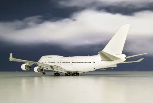 Sale! Boeing 747-400 Blank GE Engines flaps down JC JC2WHT952A 1:200
