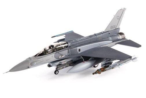 Singapore Air Force F-16D Fighting Falcon 145th Fighter Squadron 2015 JC Wings JCW-72-F16-019 Scale 1:72
