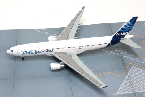 Airbus A330-200 - 2011 Livery (Corporate Model) Scale 1:400