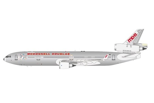 House McDonnell Douglas MD-11 N111MD with stand JC2MCD353 scale 1:200