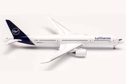 Lufthansa Boeing 787-9 Dreamliner Herpa 535946 scale 1:500
