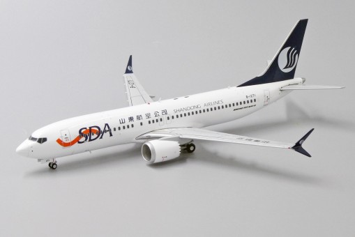Shandong Airliens Boeing 737 Max-8 B-1271 stand JC LH2CDG143 LH2143 scale 1:200