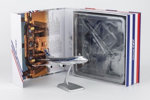 The Boeing Company Boeing 747-400 (Boeing house colors) Ultimate version Reg: N401PW NG04009 NG Models 1:400