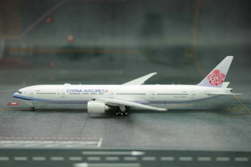 China Airlines Boeing 777-300ER B-18051 1-400 phoenix scale model 10997